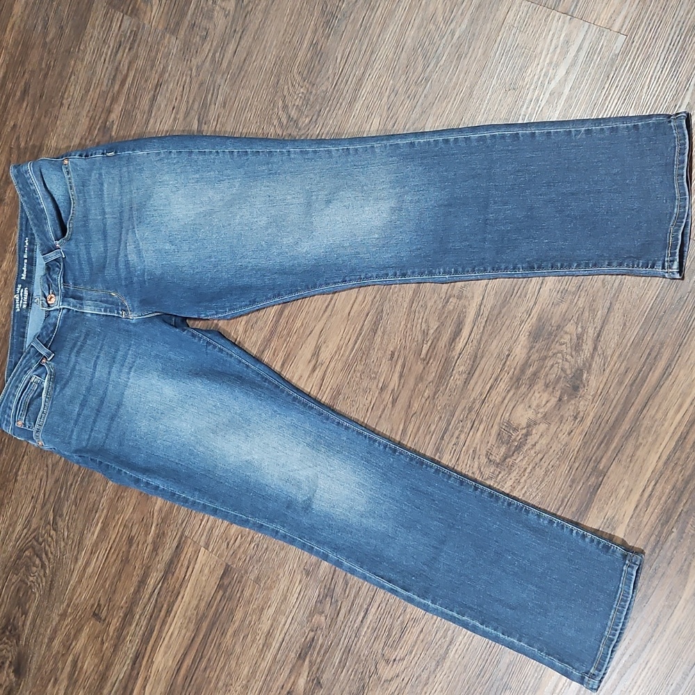 Womens Levi's Modern Straight jeans, size 16 M